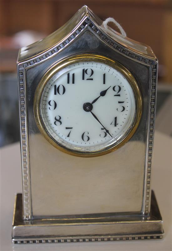 An Edwardian silver cased mantel timepiece by Elkington & Co, 5.25in.